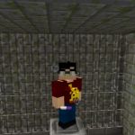 Максимального размера живот